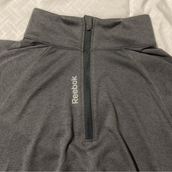 NWT Reebok Top | Size S | Grey | Speedwick | Mock Turtle 1/4 Zip | Long Sleeves - Picture 8 of 8